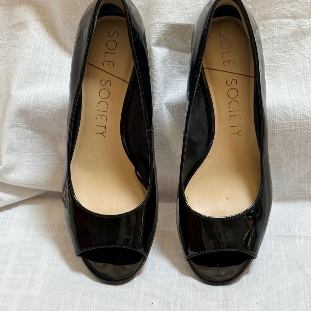 Sole Society Peep Toe Wedge 9.5 Black Patent Leather Glossy Pumps Office Shoes